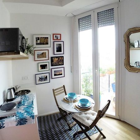 Up To Seven Bed & Breakfast Milan Bagian luar foto