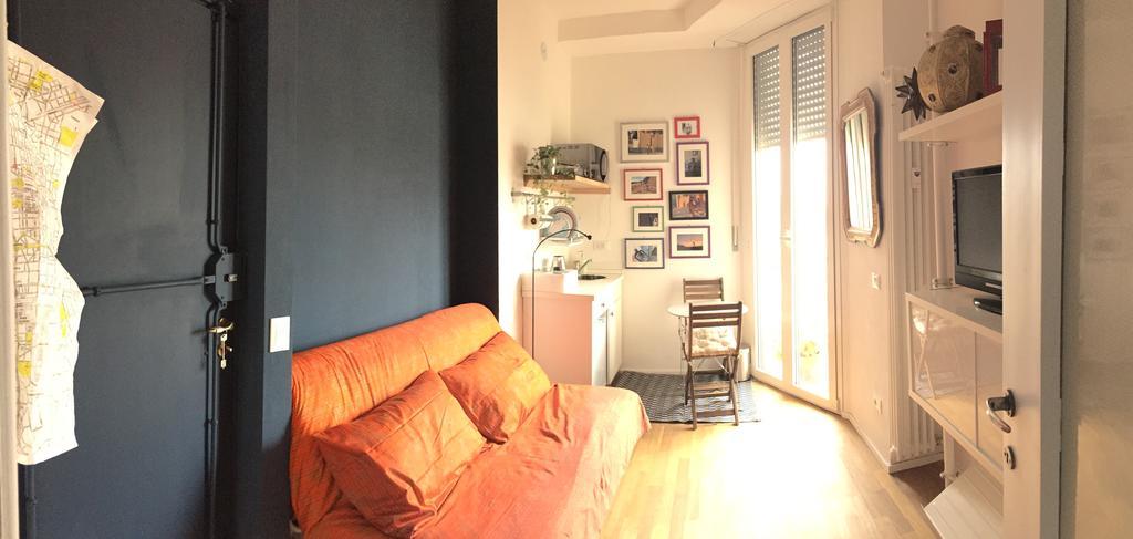 Up To Seven Bed & Breakfast Milan Ruang foto