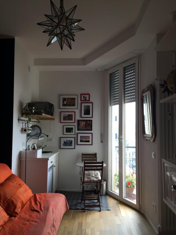 Up To Seven Bed & Breakfast Milan Ruang foto