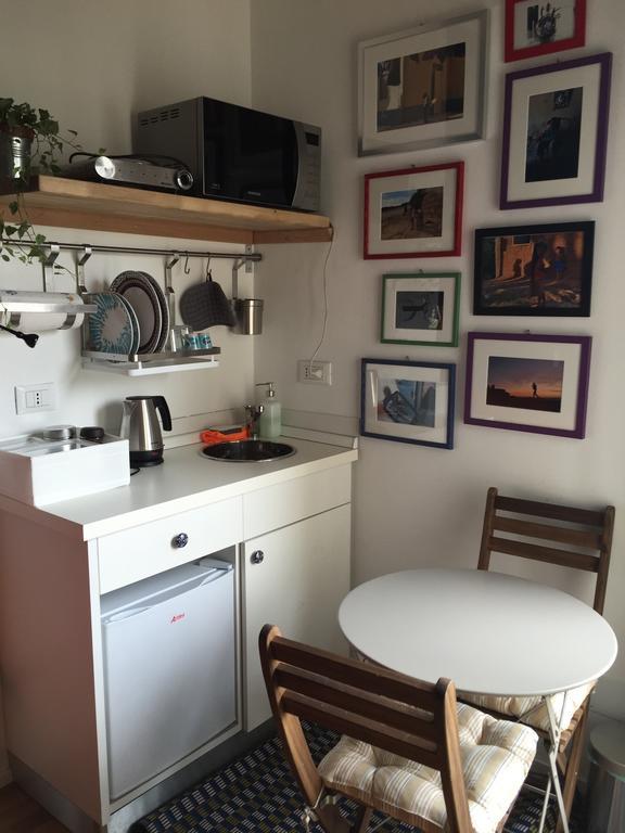 Up To Seven Bed & Breakfast Milan Ruang foto